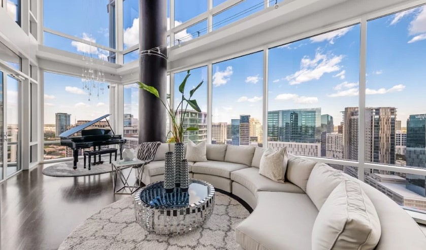 Luxury Living in Penthouses